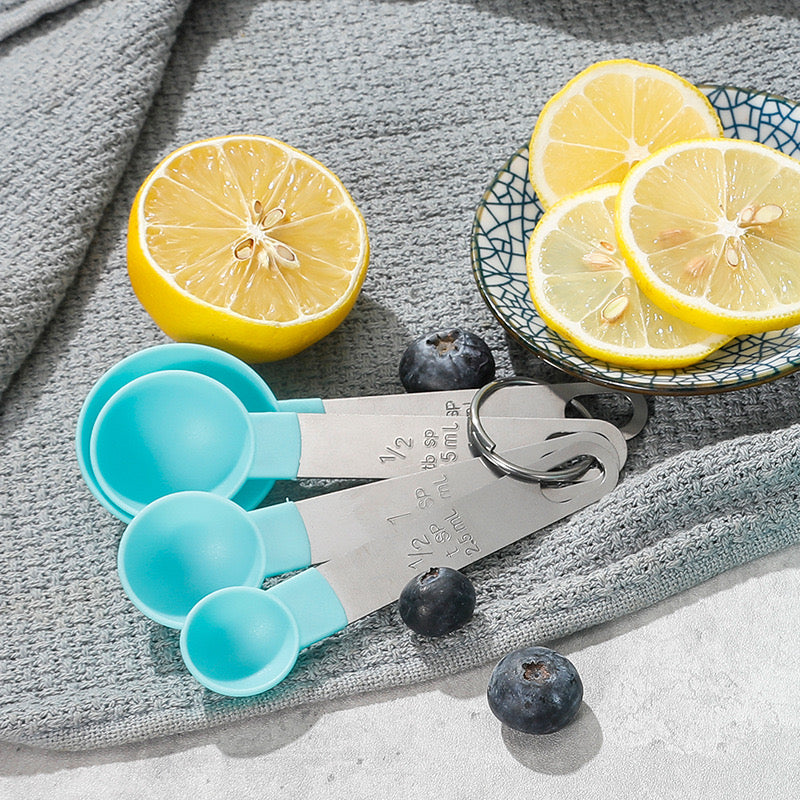 TAZAS Y CUCHARAS MEDIDORAS METAL