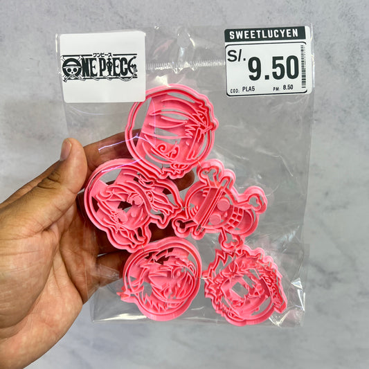 Set 5 Cortadores 5-7 cm One piece