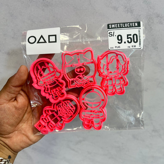 Set 5 Cortadores 5-7 cm Juego Del Calamar