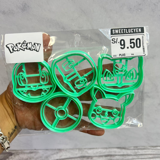 Set 5 Cortadores 5-7 cm Pokemon