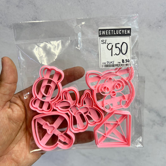 Set 5 Cortadores 5-7 cm Furby