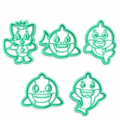 Set 5 Cortadores 5-7 cm Baby Shark